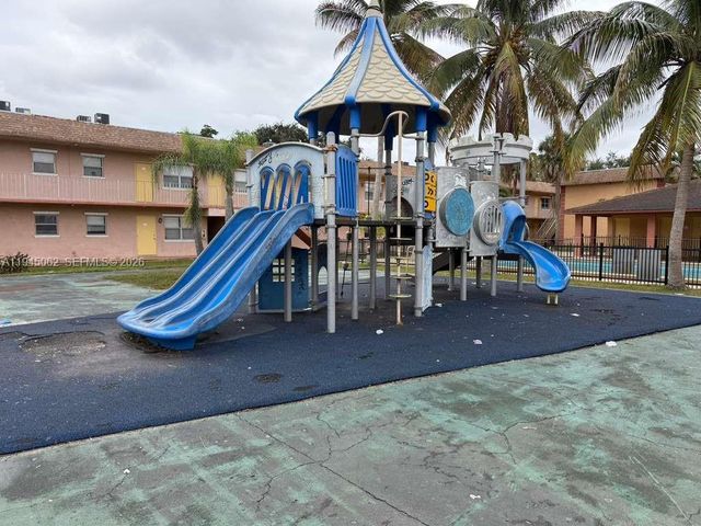 101 NE 41st St C50, Oakland Park, FL 33334