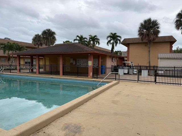 101 NE 41st St C50, Oakland Park, FL 33334