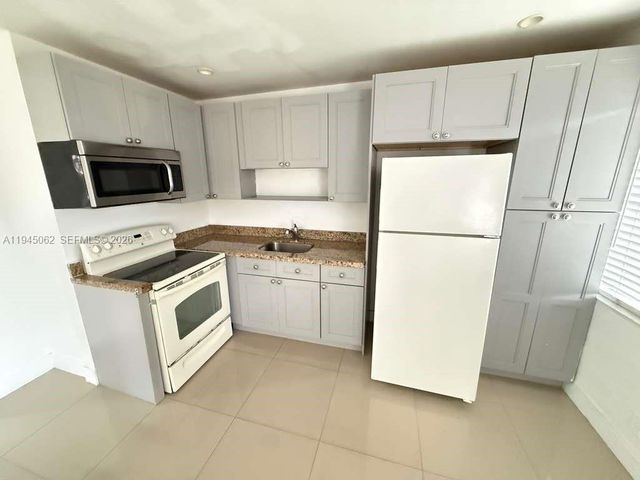 101 NE 41st St C50, Oakland Park, FL 33334