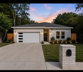 4715 Ramey Avenue, Fort Worth, TX 76105
