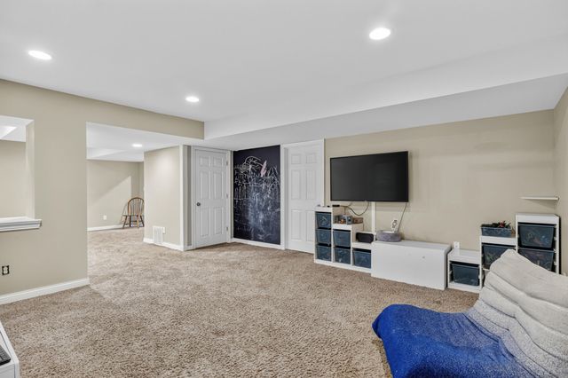 47 Woodbriar Court, Nicholasville, KY 40356