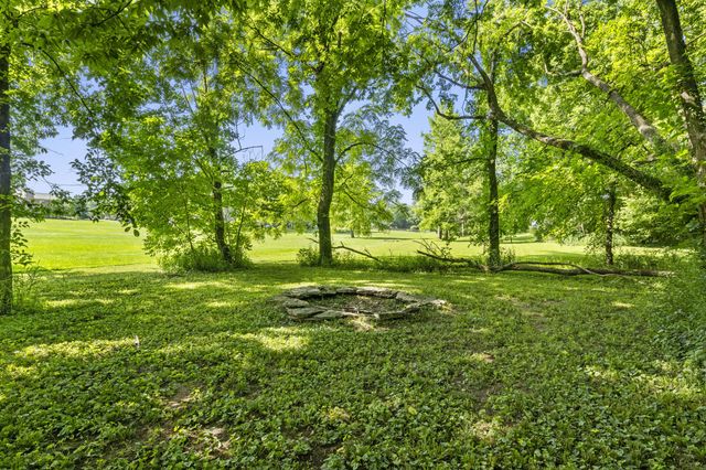 47 Woodbriar Court, Nicholasville, KY 40356