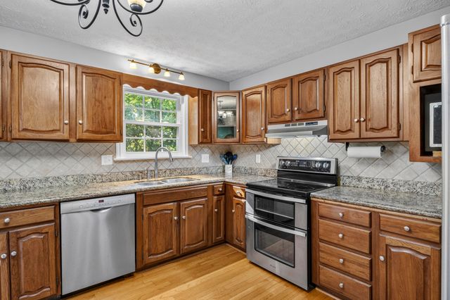 47 Woodbriar Court, Nicholasville, KY 40356
