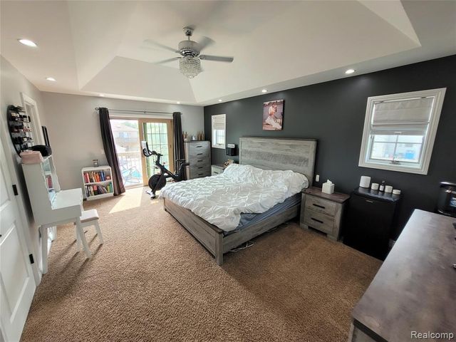 22434 Lange Street, Saint Clair Shores, MI 48080