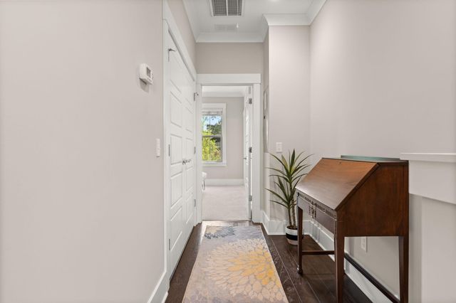 242 Oak Park Street, Summerville, SC 29483