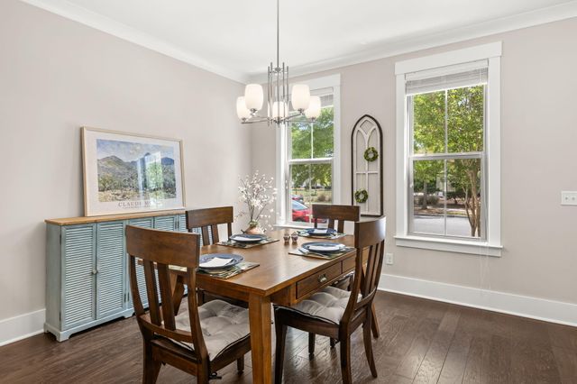 242 Oak Park Street, Summerville, SC 29483