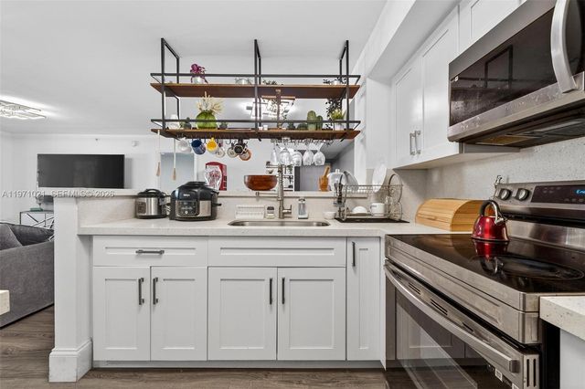 2133 Renaissance Blvd 203, Miramar, FL 33025