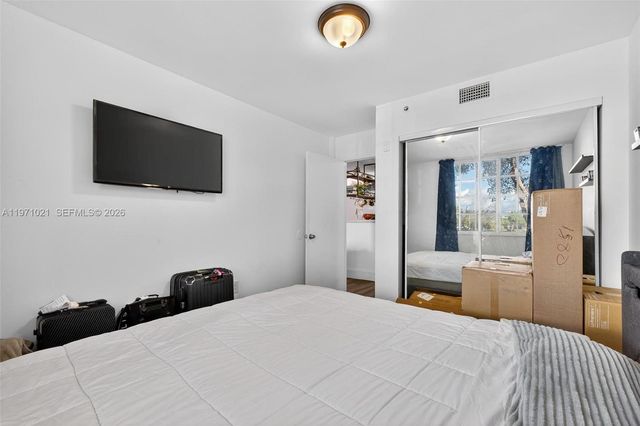 2133 Renaissance Blvd 203, Miramar, FL 33025