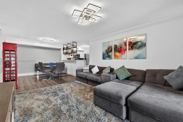 2133 Renaissance Blvd 203, Miramar, FL 33025