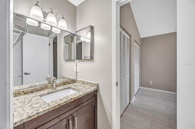 9465 FOREST HILLS CIRCLE, Tampa, FL 33612