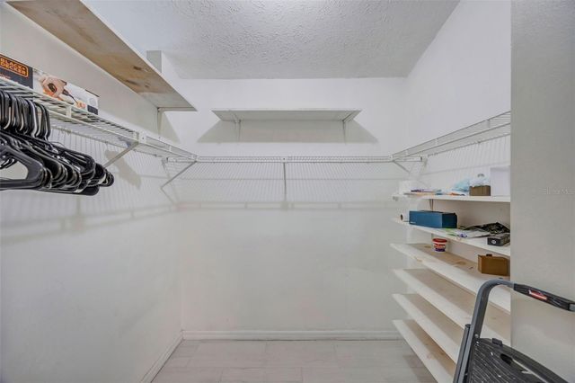 9465 FOREST HILLS CIRCLE, Tampa, FL 33612