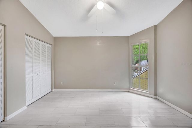 9465 FOREST HILLS CIRCLE, Tampa, FL 33612