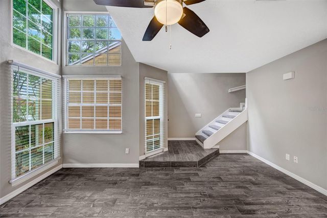 9465 FOREST HILLS CIRCLE, Tampa, FL 33612