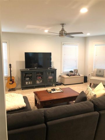 4715 Laurel Street, Bellaire, TX 77401