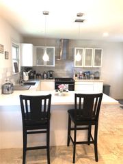 4715 Laurel Street, Bellaire, TX 77401