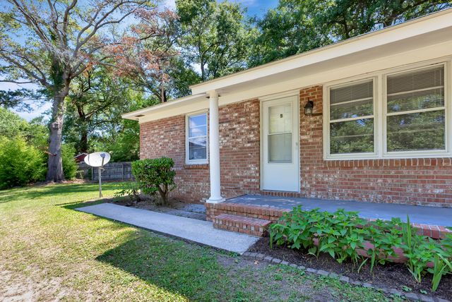 1746 E Avalon Circle, Charleston, SC 29407