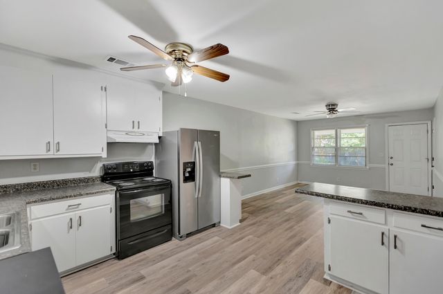 1746 E Avalon Circle, Charleston, SC 29407