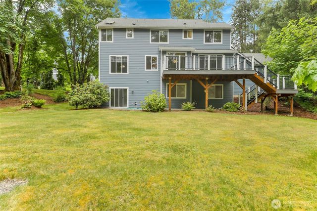 27630 NE Quail Creek Dr, Redmond, WA 98053
