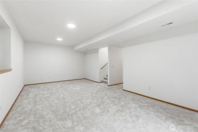27630 NE Quail Creek Dr, Redmond, WA 98053