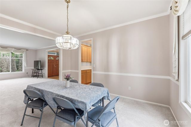 27630 NE Quail Creek Dr, Redmond, WA 98053