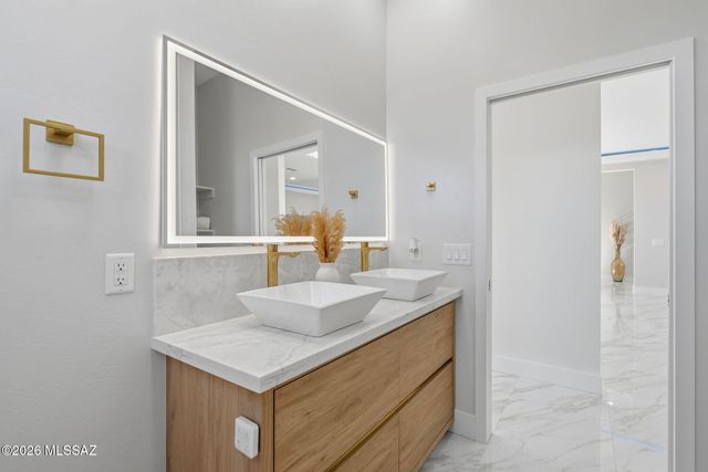 7310 S Victor Drive, Tucson, AZ 85757