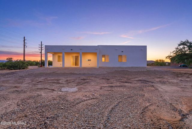 7310 S Victor Drive, Tucson, AZ 85757