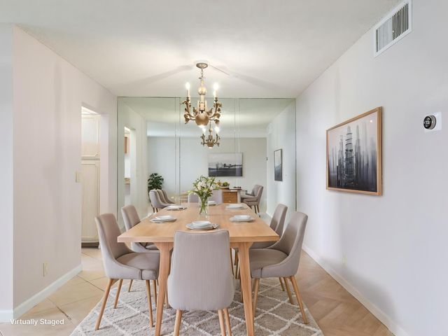 104 Paradise Harbour Boulevard 402, North Palm Beach, FL 33408