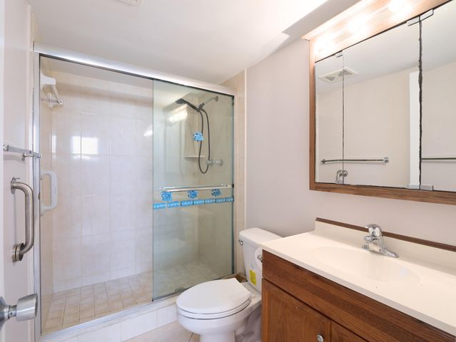 104 Paradise Harbour Boulevard 402, North Palm Beach, FL 33408