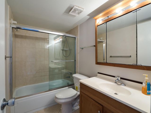 104 Paradise Harbour Boulevard 402, North Palm Beach, FL 33408
