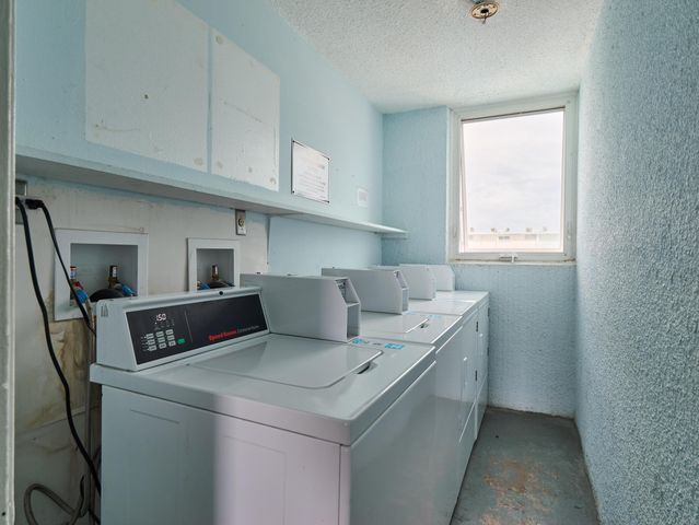 104 Paradise Harbour Boulevard 402, North Palm Beach, FL 33408