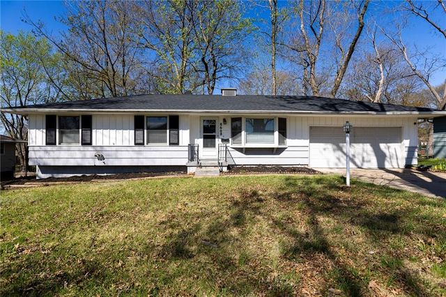 8608 Kentucky Avenue, Raytown, MO 64138