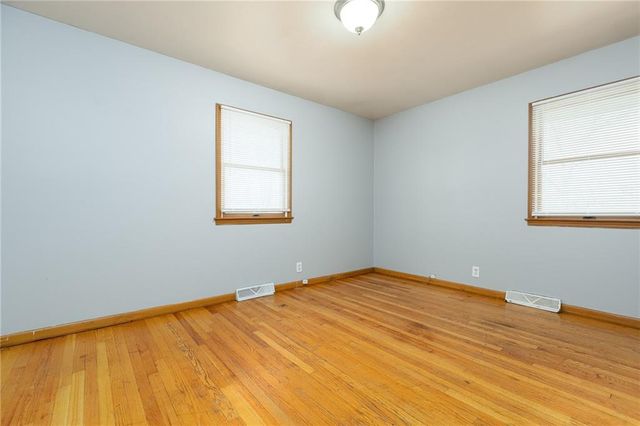 8608 Kentucky Avenue, Raytown, MO 64138