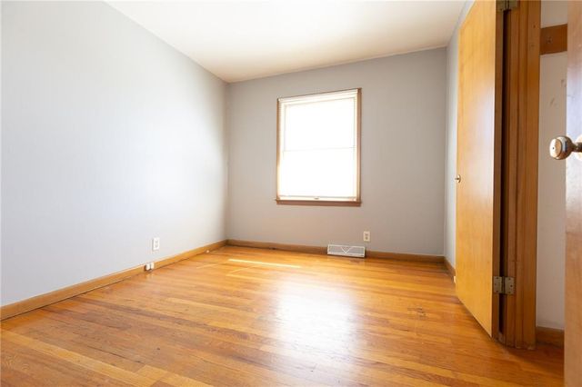 8608 Kentucky Avenue, Raytown, MO 64138