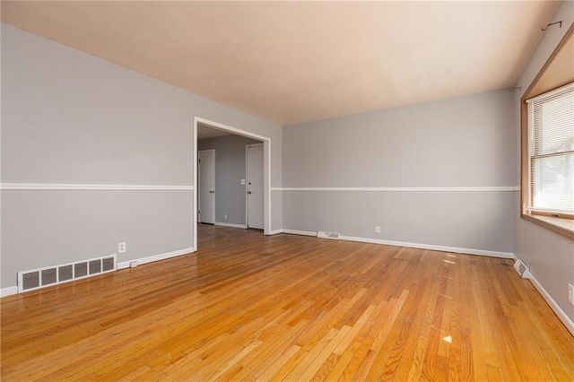 8608 Kentucky Avenue, Raytown, MO 64138