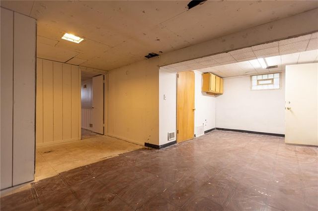 8608 Kentucky Avenue, Raytown, MO 64138