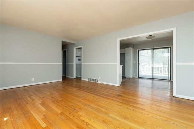 8608 Kentucky Avenue, Raytown, MO 64138