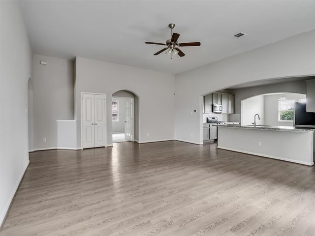 2643 Dry Creek Drive, Missouri City, TX 77459