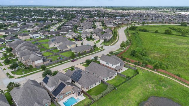 2643 Dry Creek Drive, Missouri City, TX 77459