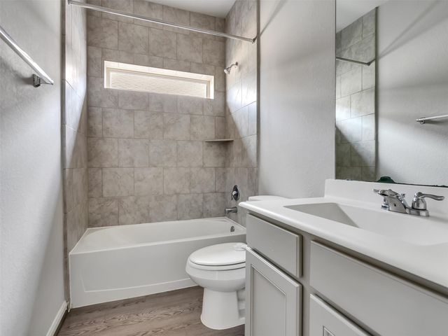 2643 Dry Creek Drive, Missouri City, TX 77459