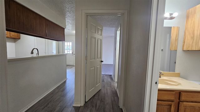 3028 N Bell Avenue, Denton, TX 76209