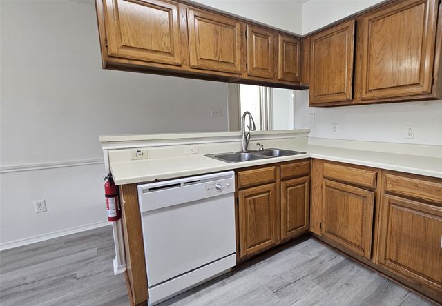 3028 N Bell Avenue, Denton, TX 76209