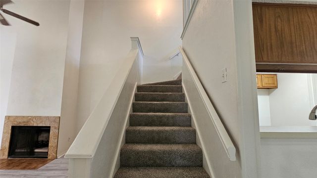 3028 N Bell Avenue, Denton, TX 76209