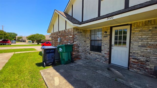 3028 N Bell Avenue, Denton, TX 76209