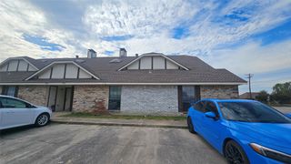 3028 N Bell Avenue, Denton, TX 76209