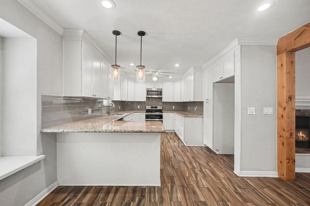 10819 Jaycreek Drive, Houston, TX 77070