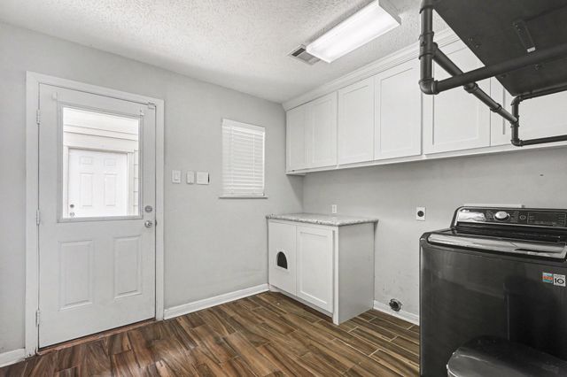 10819 Jaycreek Drive, Houston, TX 77070