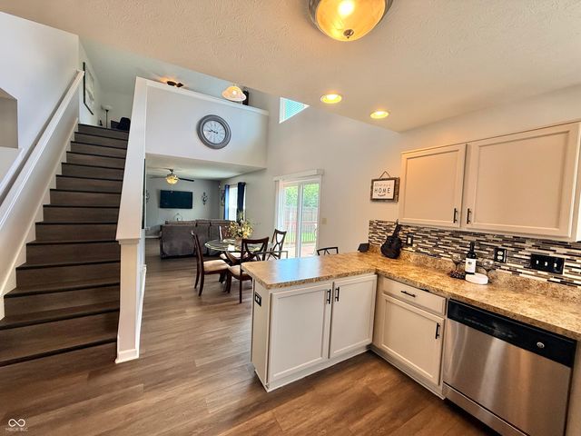 11637 Half Mile Drive, Indianapolis, IN 46235