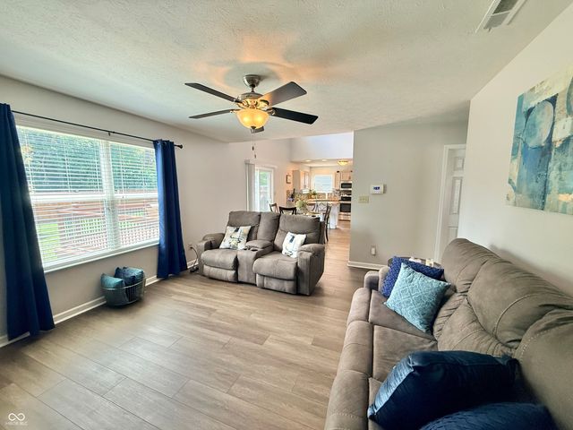 11637 Half Mile Drive, Indianapolis, IN 46235