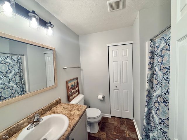 11637 Half Mile Drive, Indianapolis, IN 46235