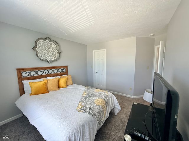 11637 Half Mile Drive, Indianapolis, IN 46235